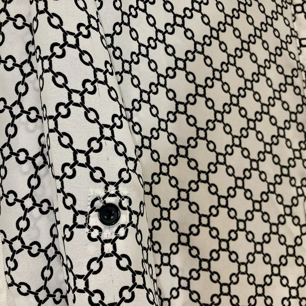 ⬇️Nordstrom Pleione Blouse White/Black Chain Pattern Long Sleeves Women's Small - Picture 6 of 6
